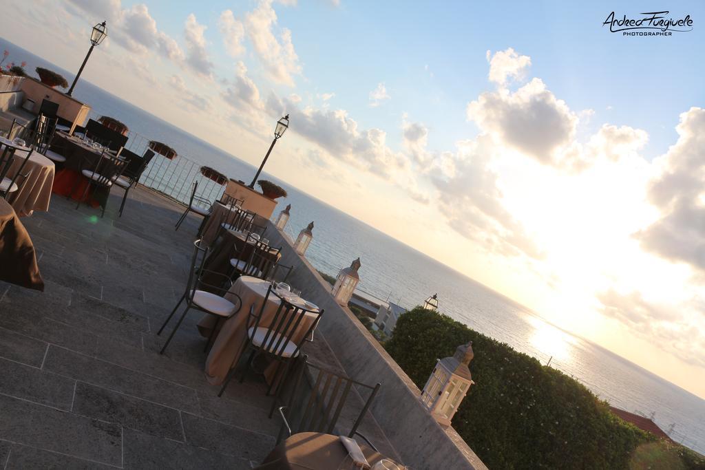 Hotel Ristorante Le Clarisse Amantea Exteriör bild
